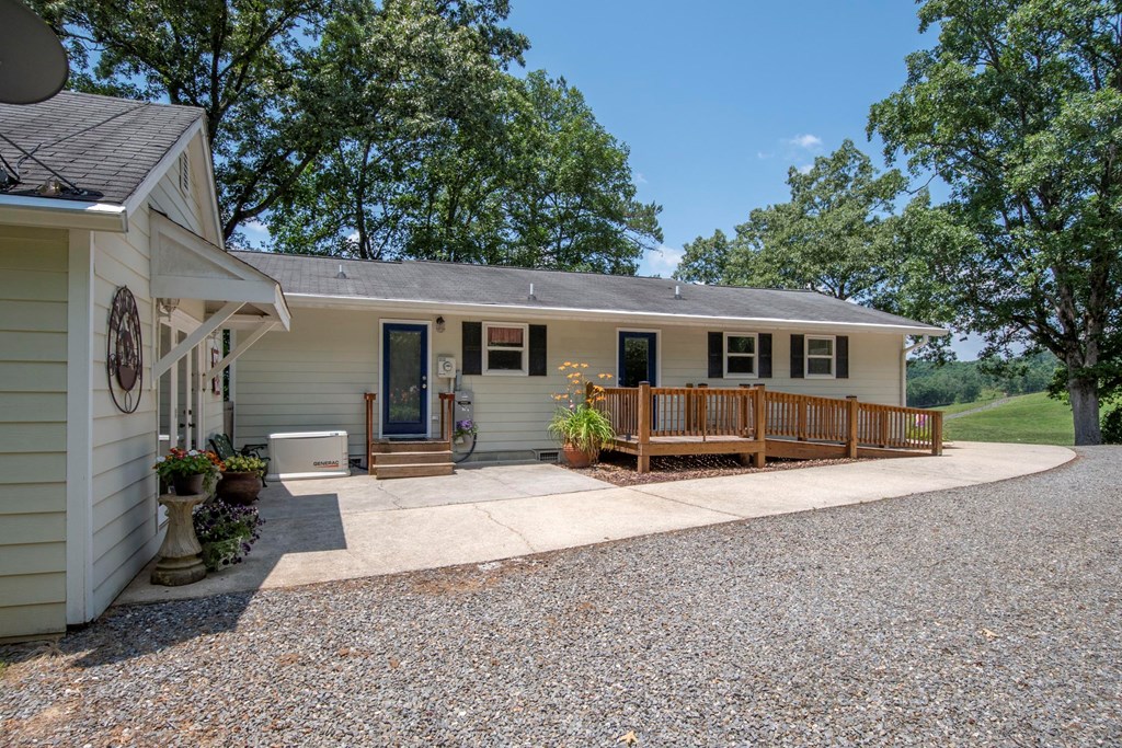 96 Scenic Road Warne, NC 28909 - Photo 5 of 45 Gallery Image 5