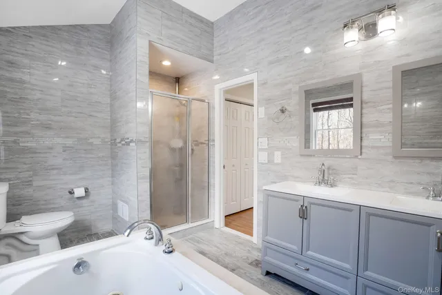 $840,000 | 400 Eastport Manor Road, Manorville, NY 11949