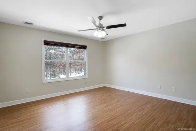 $840,000 | 400 Eastport Manor Road, Manorville, NY 11949