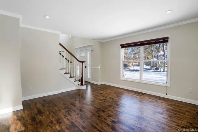 $840,000 | 400 Eastport Manor Road, Manorville, NY 11949