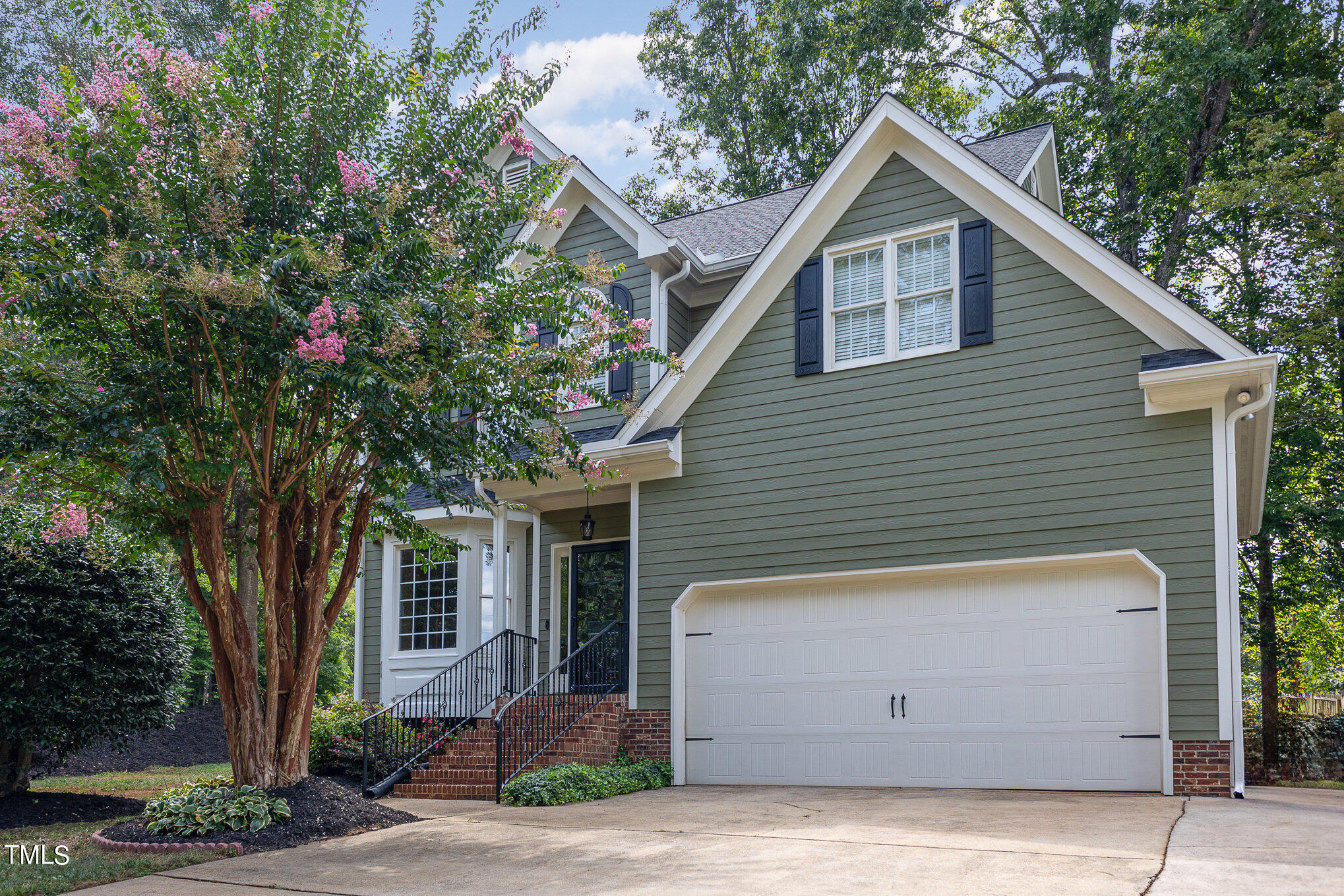 8101 Halethorpe Drive Raleigh, NC 27613 - Photo 1 of 23 002_bc4a0797-edit_180