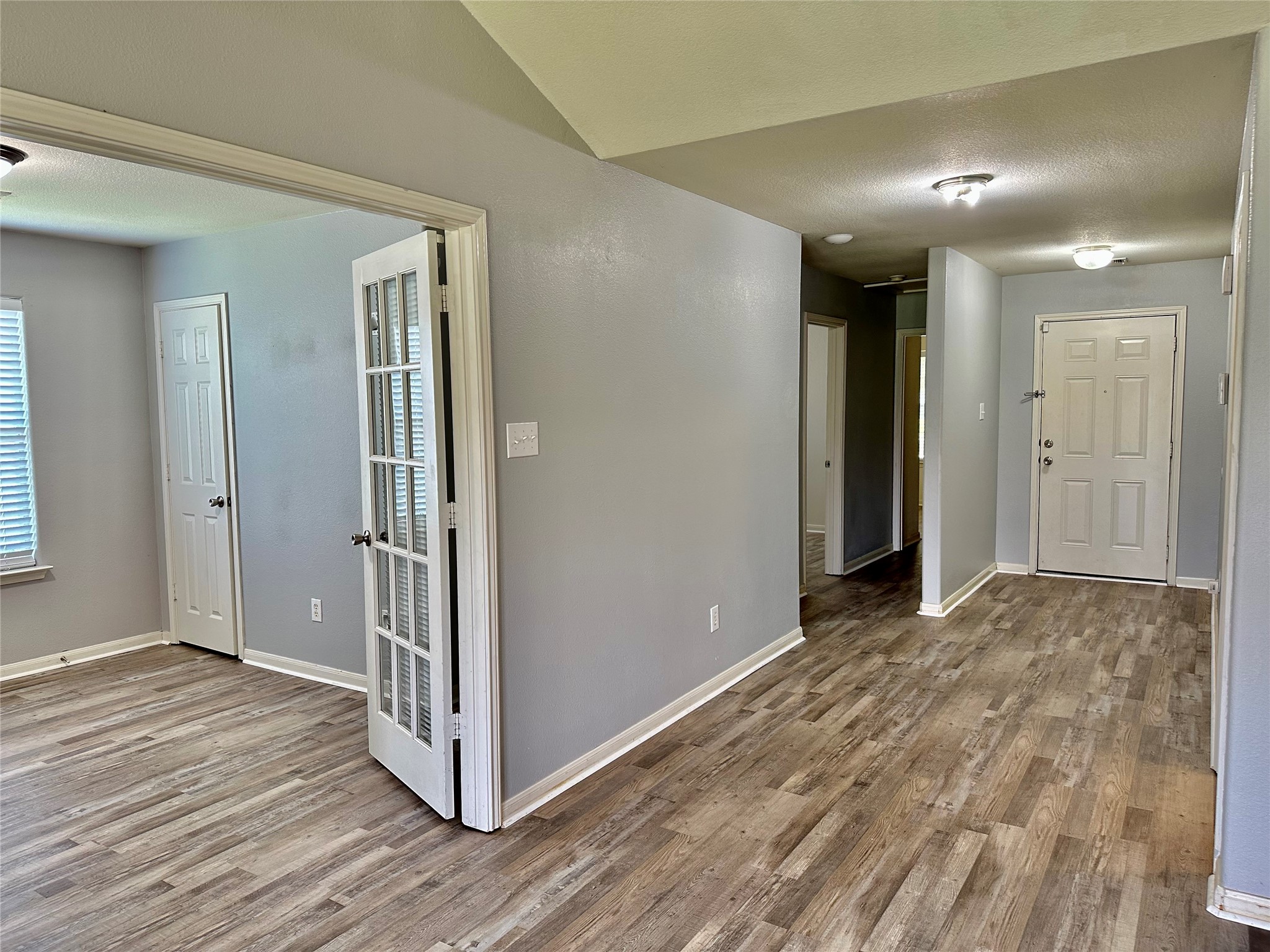 29006 Trinity River Drive Spring, TX 77386 - Photo 3 of 15