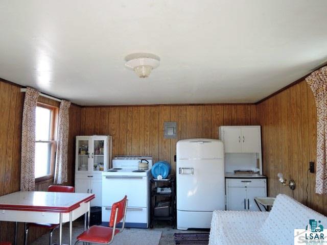 28410 East Altamont Road Mason, WI 54856 - Photo 4 of 24 Inside cabin