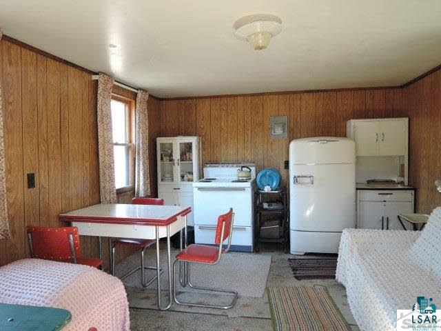 28410 East Altamont Road Mason, WI 54856 - Photo 7 of 24 Cozy Quarters