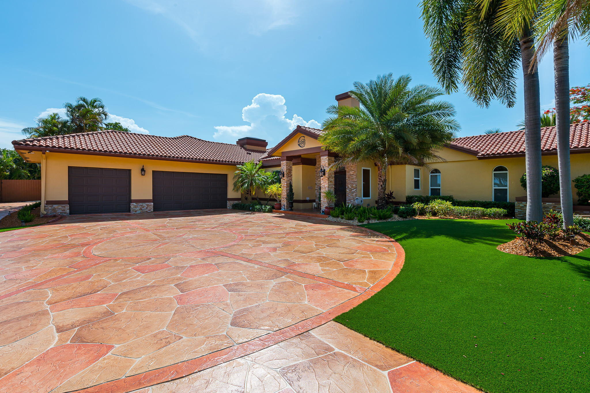 7701 Northeast Morningside Terrace Boca Raton, FL 33487 - Photo 3 of 40 12-web-or-mls-photo-12