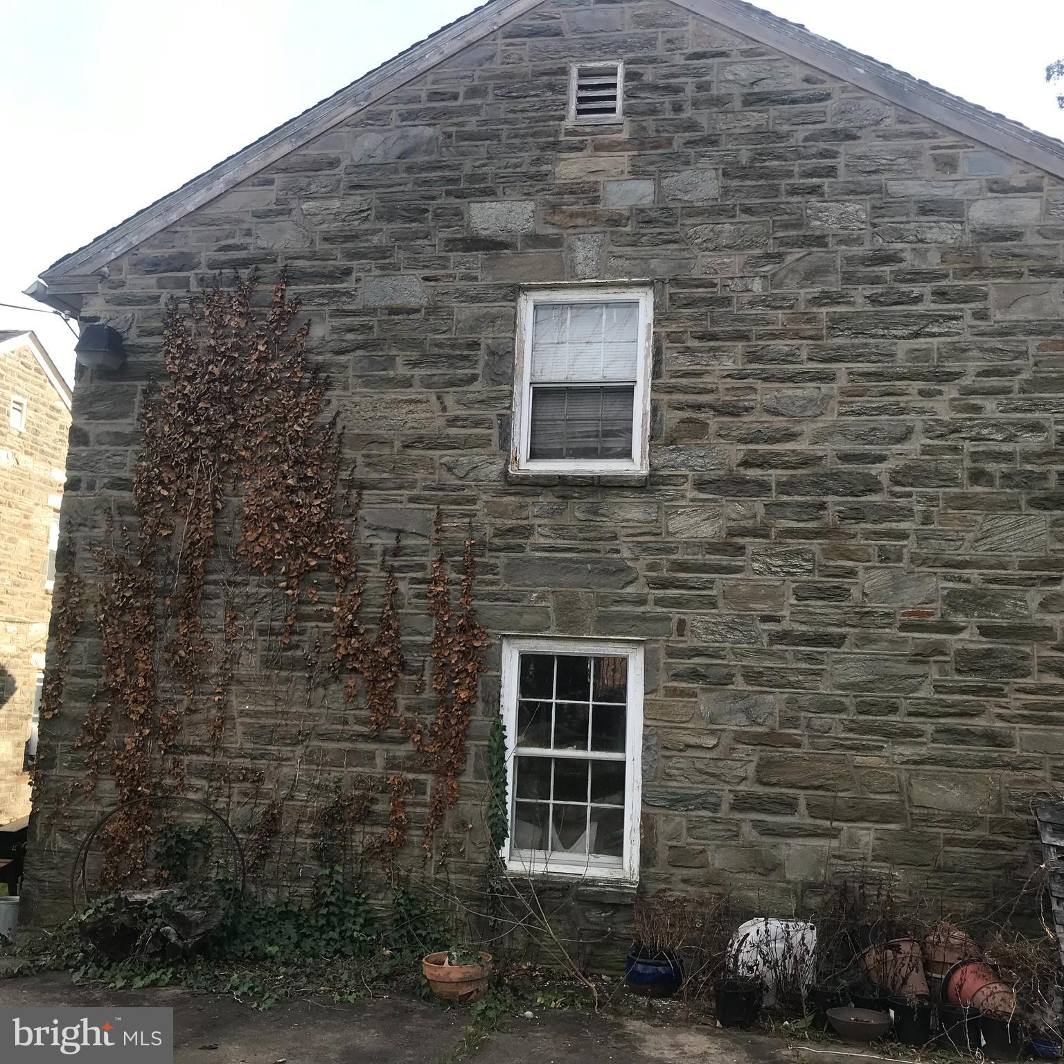 919 Vernon Road Philadelphia, PA 19150 - Photo 2 of 6 Gallery Image 2