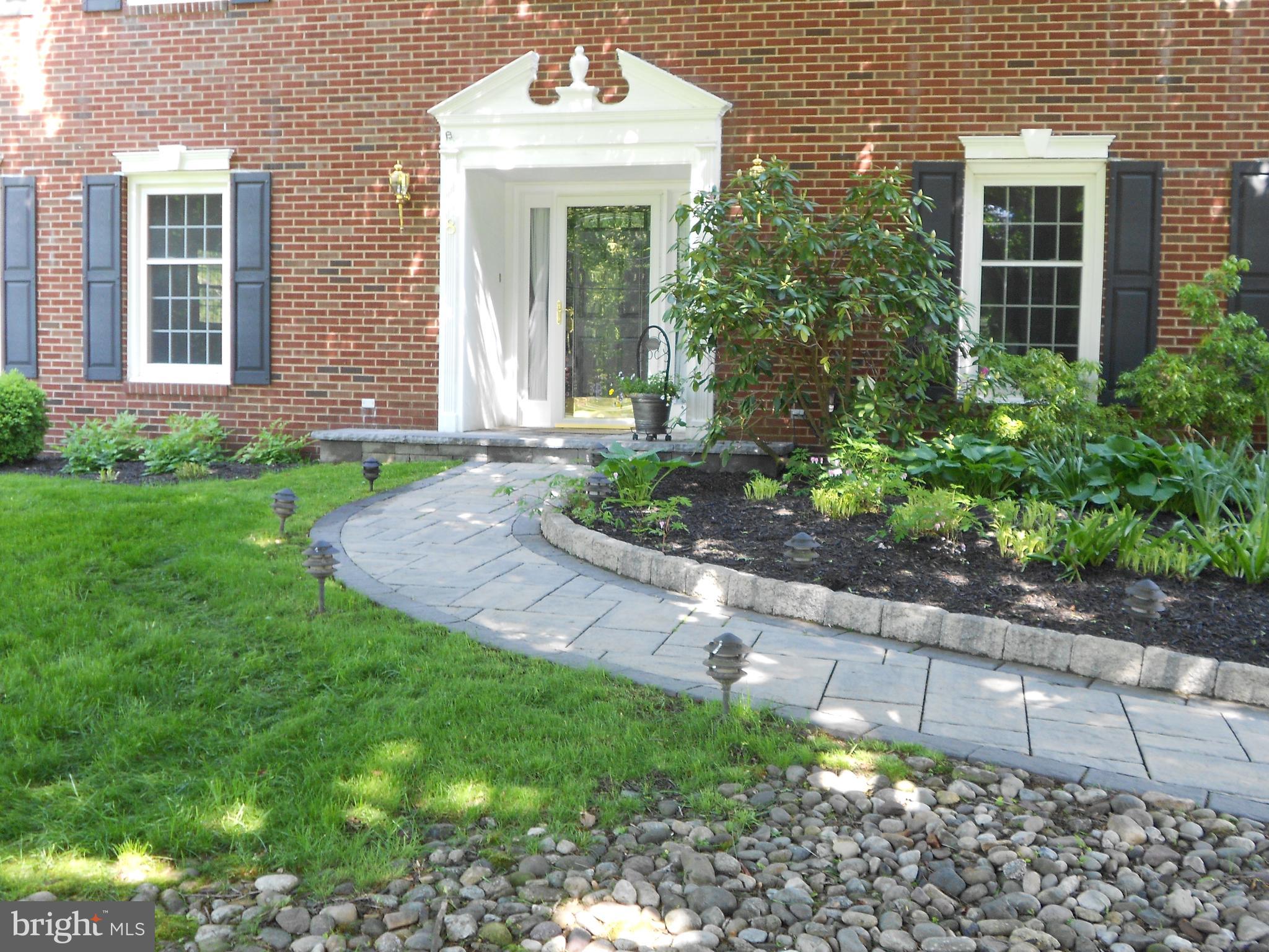 8 Delaware Rim Drive Yardley, PA 19067 - Photo 2 of 41 Gallery Image 2