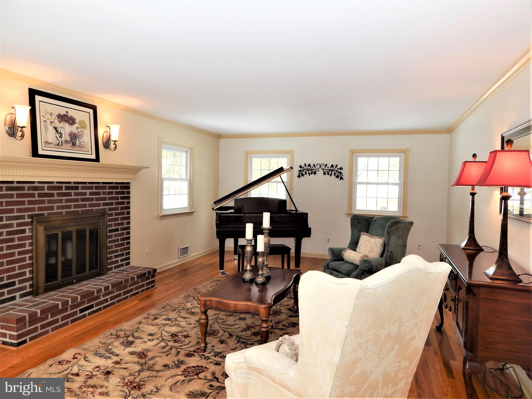 8 Delaware Rim Drive Yardley, PA 19067 - Photo 6 of 41 Gallery Image 6