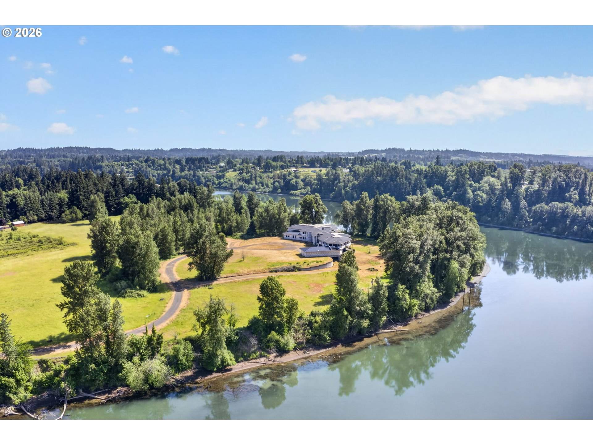 32020 Southwest Peach Cove Road West Linn, OR 97068 - Photo 5 of 29