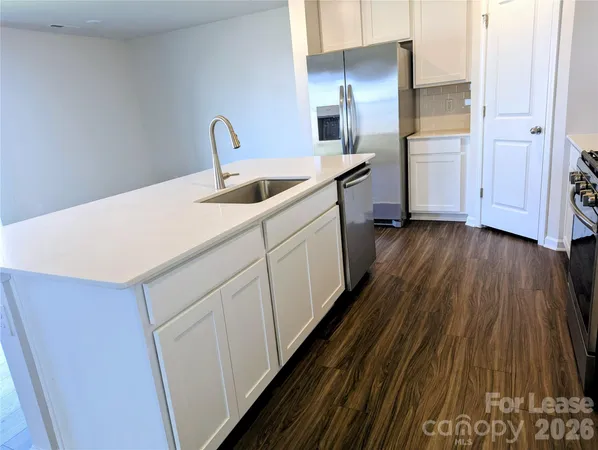 $1,900 | 107 Tallulah Court, Statesville, NC 28625