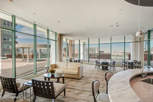 $419,000 | 1431 Riverplace Boulevard, Unit 2202, Jacksonville, FL 32207