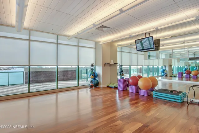 $419,000 | 1431 Riverplace Boulevard, Unit 2202, Jacksonville, FL 32207