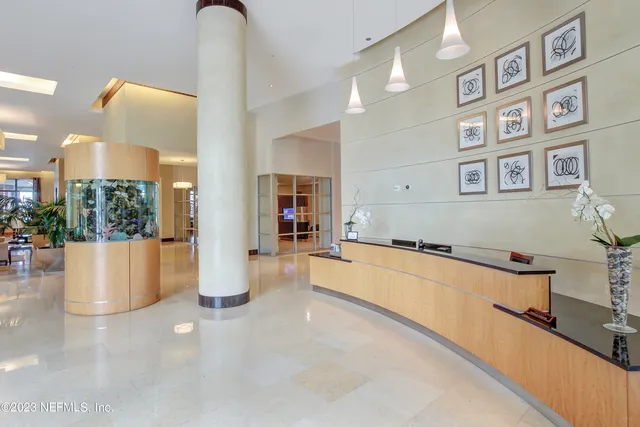 $419,000 | 1431 Riverplace Boulevard, Unit 2202, Jacksonville, FL 32207