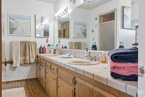a view of a hallway with closet