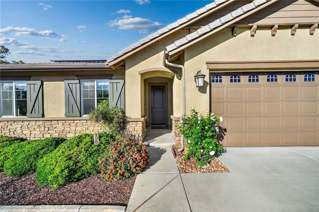 28344 Fox Ridge Cove Menifee, CA 92585 - Photo 8 of 64