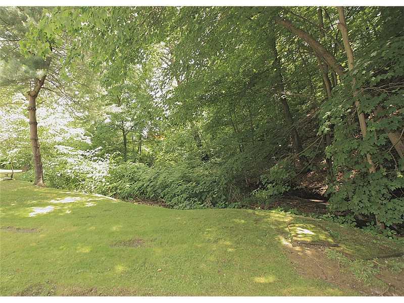 2887 Legionville Road Ambridge, PA 15003 - Photo 17 of 19 Yard/Garden.