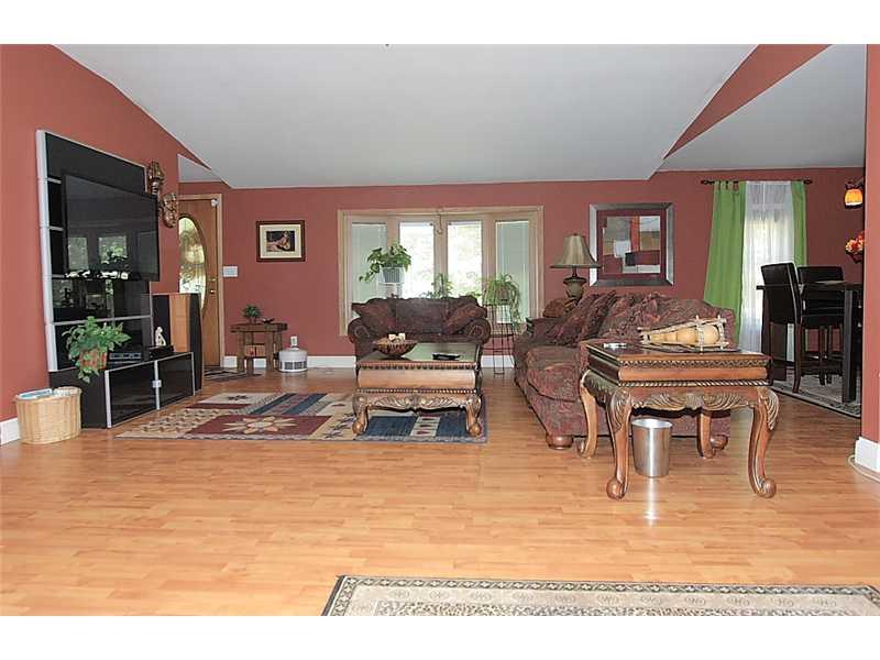 2887 Legionville Road Ambridge, PA 15003 - Photo 4 of 19 Living Room.