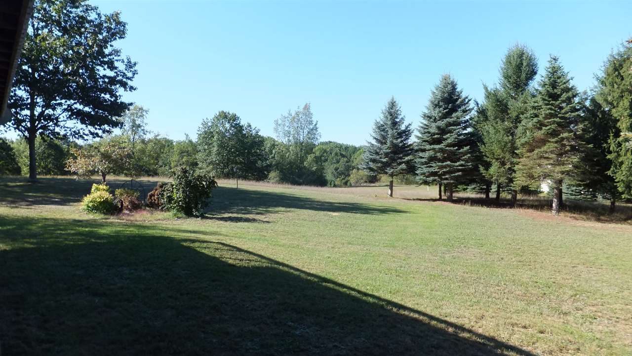 9733 Martin Road Honor, MI 49640 - Photo 33 of 43 1827727-32.JPG