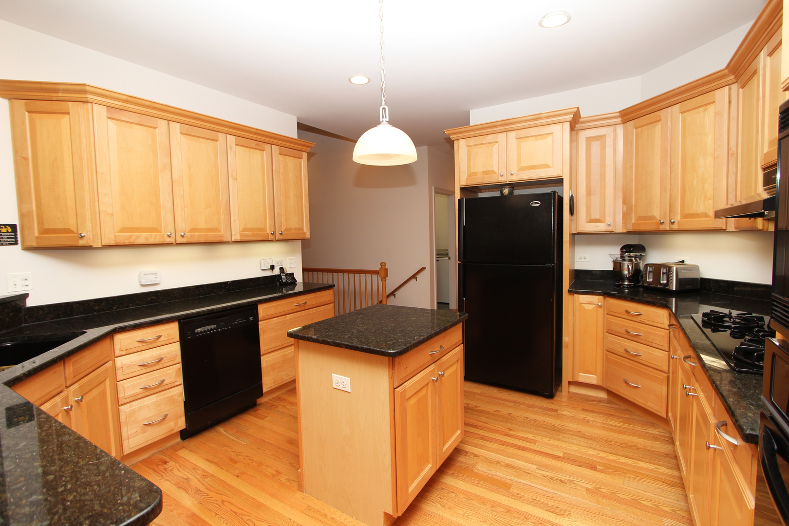 348 Linden Road Lake Zurich, IL 60047 - Photo 11 of 38