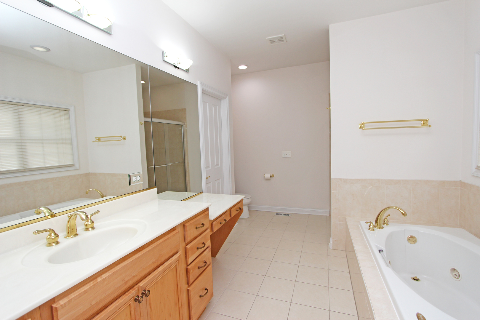 348 Linden Road Lake Zurich, IL 60047 - Photo 18 of 38