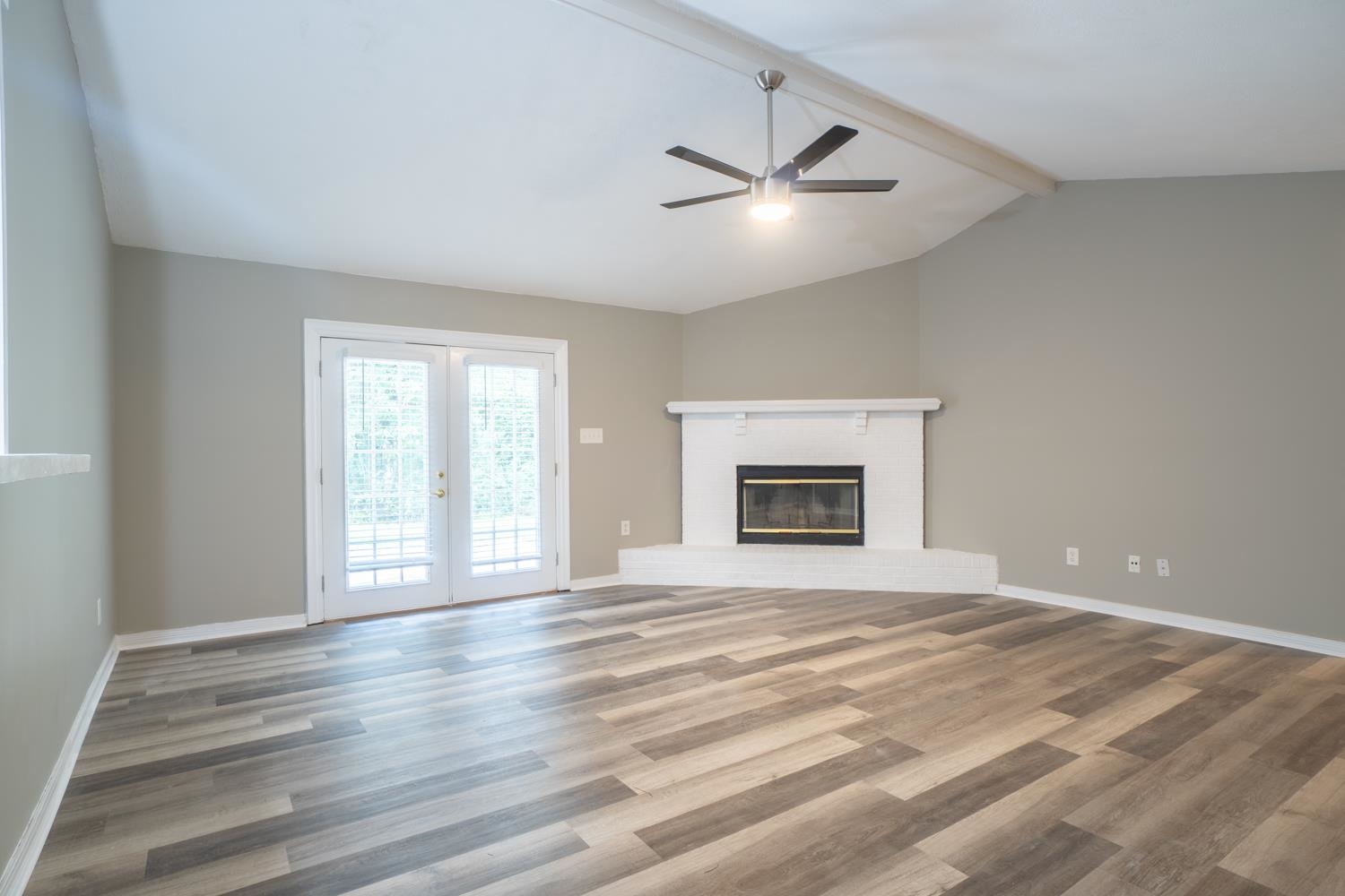 232 Ridgewood Drive Daphne, AL 36526 - Photo 4 of 26