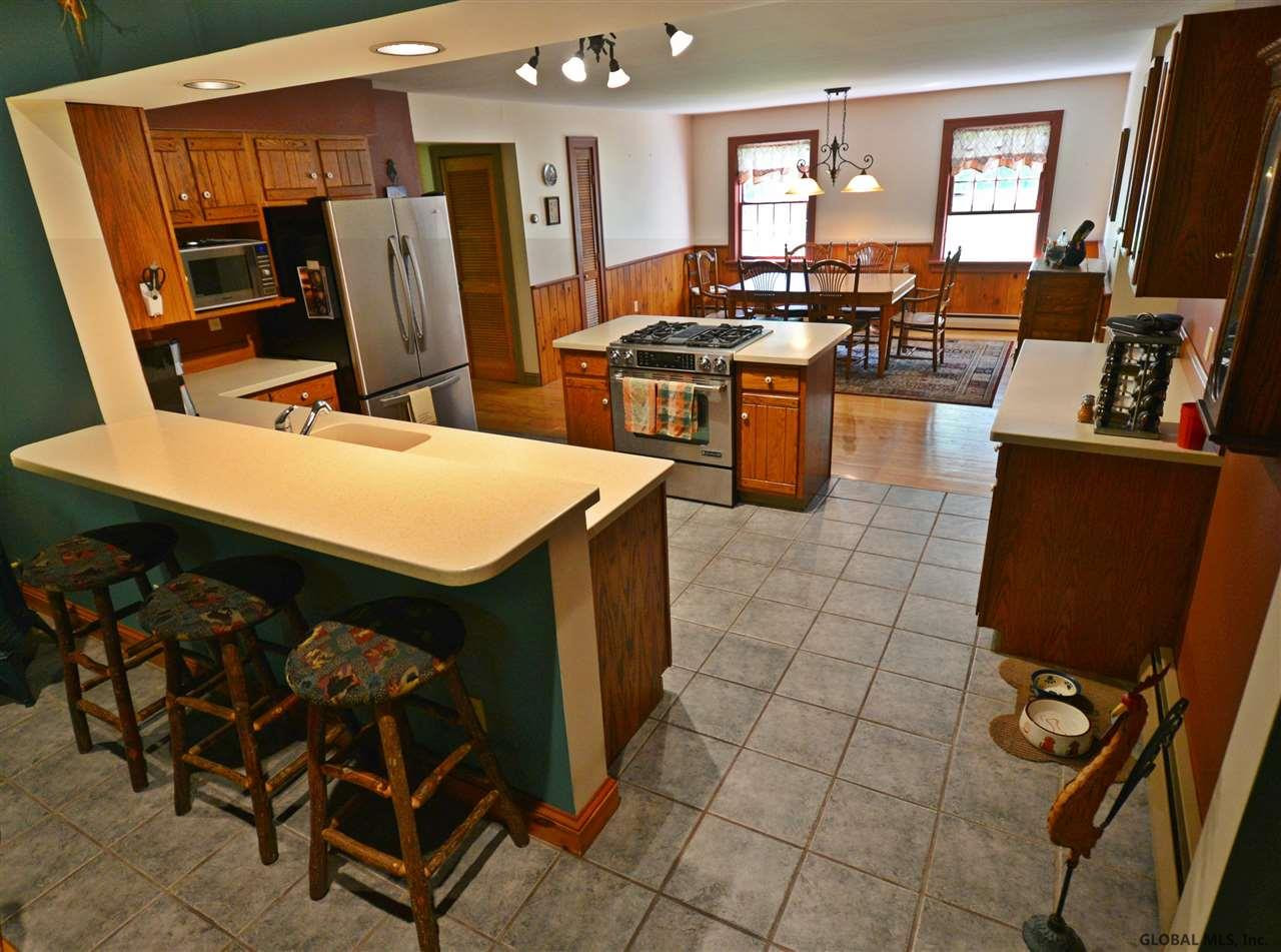 912 Charlton Road Schenectady, NY 12302 - Photo 7 of 25 Photo 7