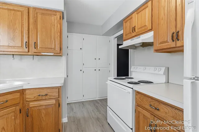 $205,000 | 2302 Northwest Avenue, Lansing, MI 48906