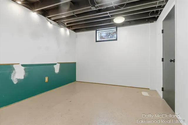 $205,000 | 2302 Northwest Avenue, Lansing, MI 48906