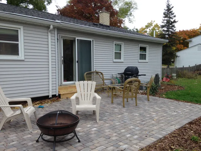 $205,000 | 2302 Northwest Avenue, Lansing, MI 48906