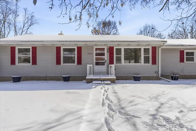 $205,000 | 2302 Northwest Avenue, Lansing, MI 48906