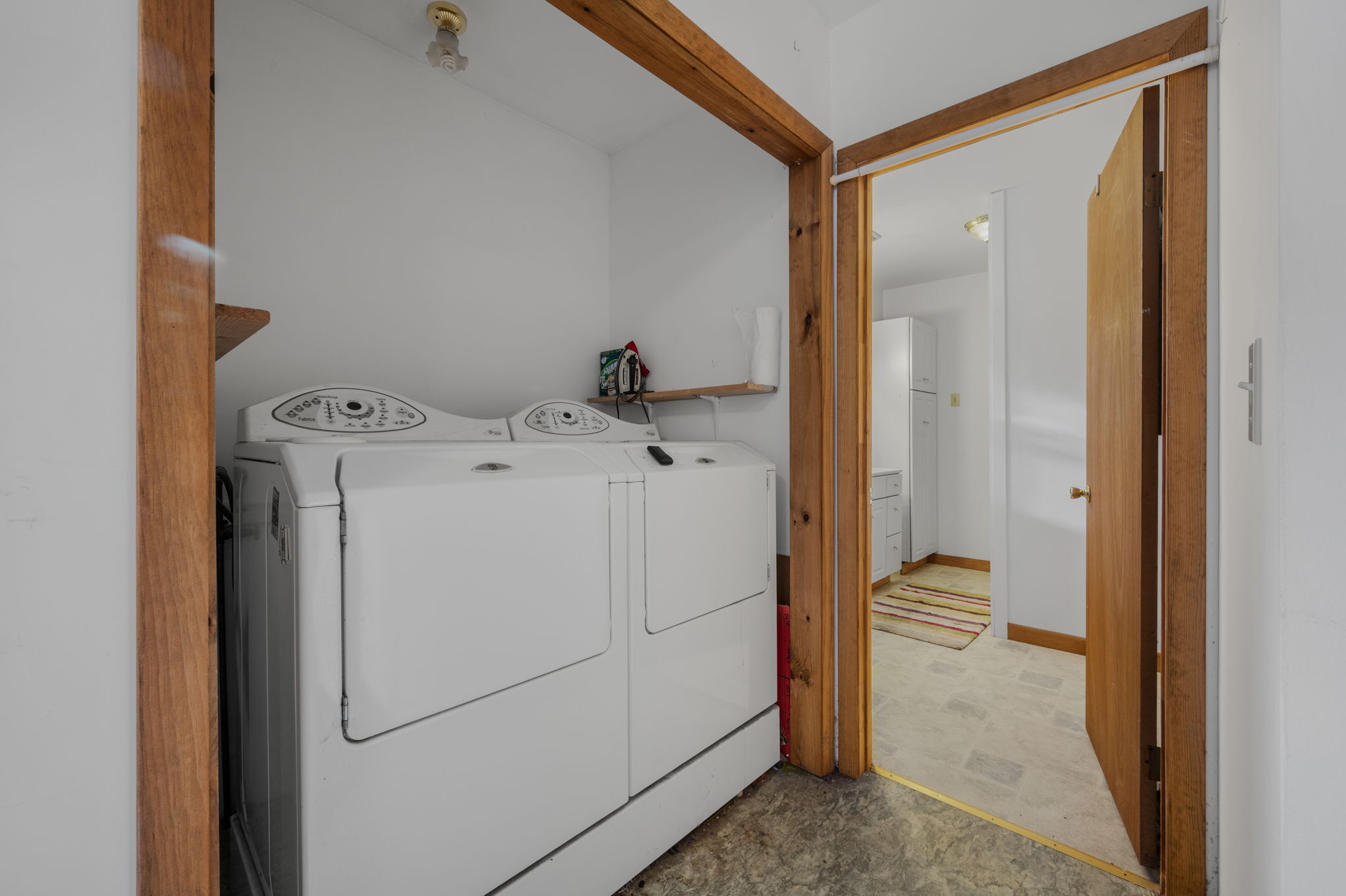 68 Clark Lane Waterford, CT 06385 - Photo 20 of 28 a utility room with dryer and washer