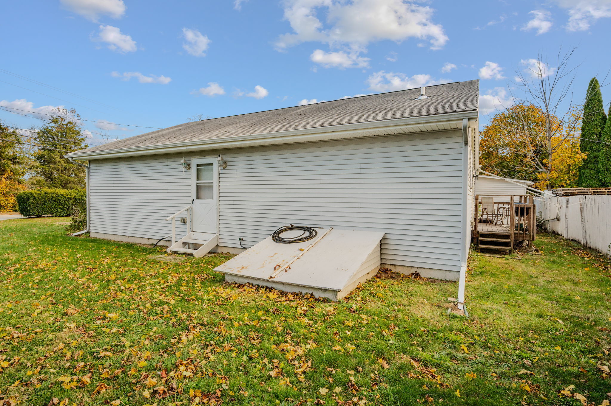 68 Clark Lane Waterford, CT 06385 - Photo 6 of 28 a view of a backyard