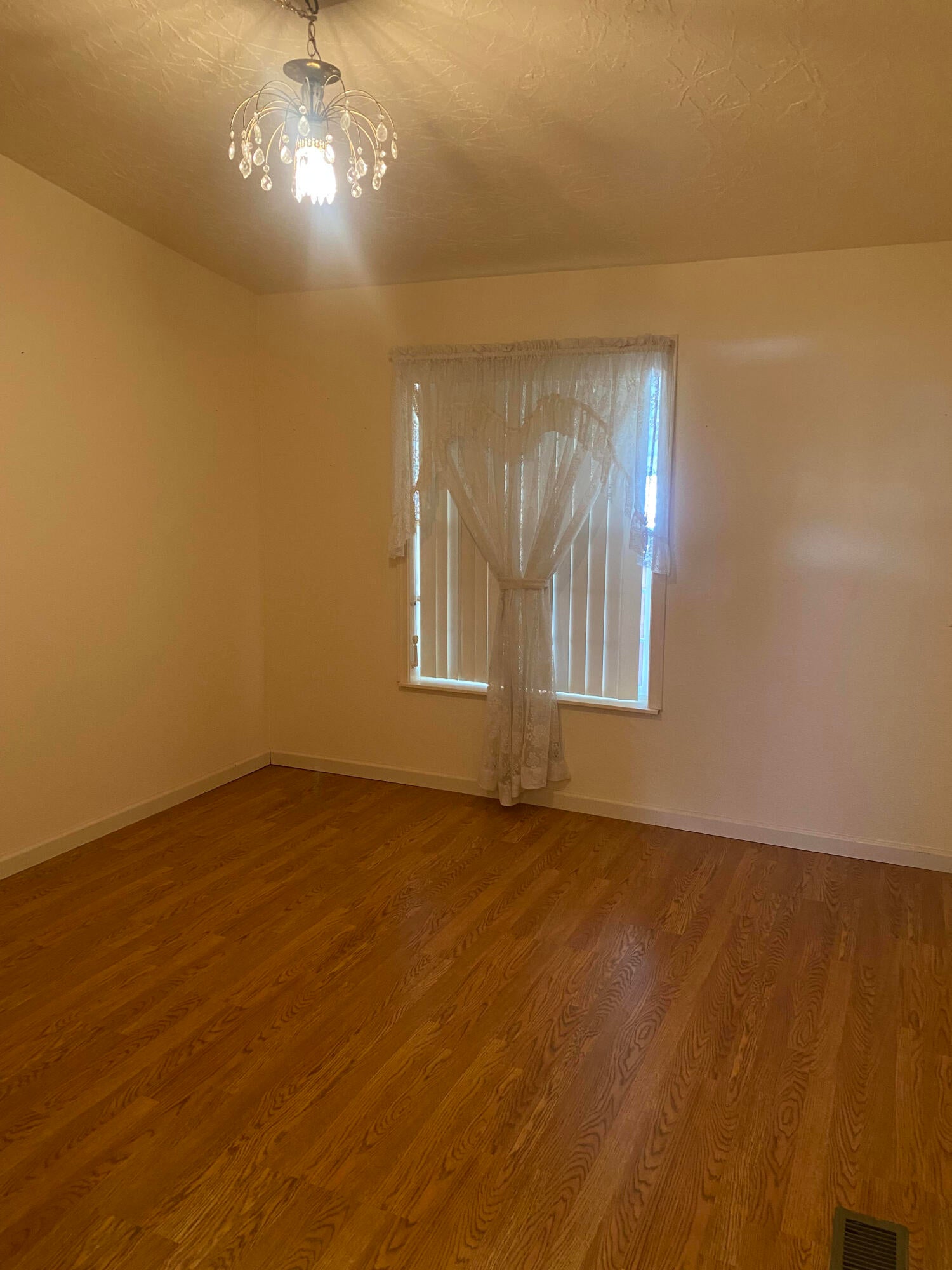 226 West 2nd Street Merrill, OR 97633 - Photo 17 of 29 15
