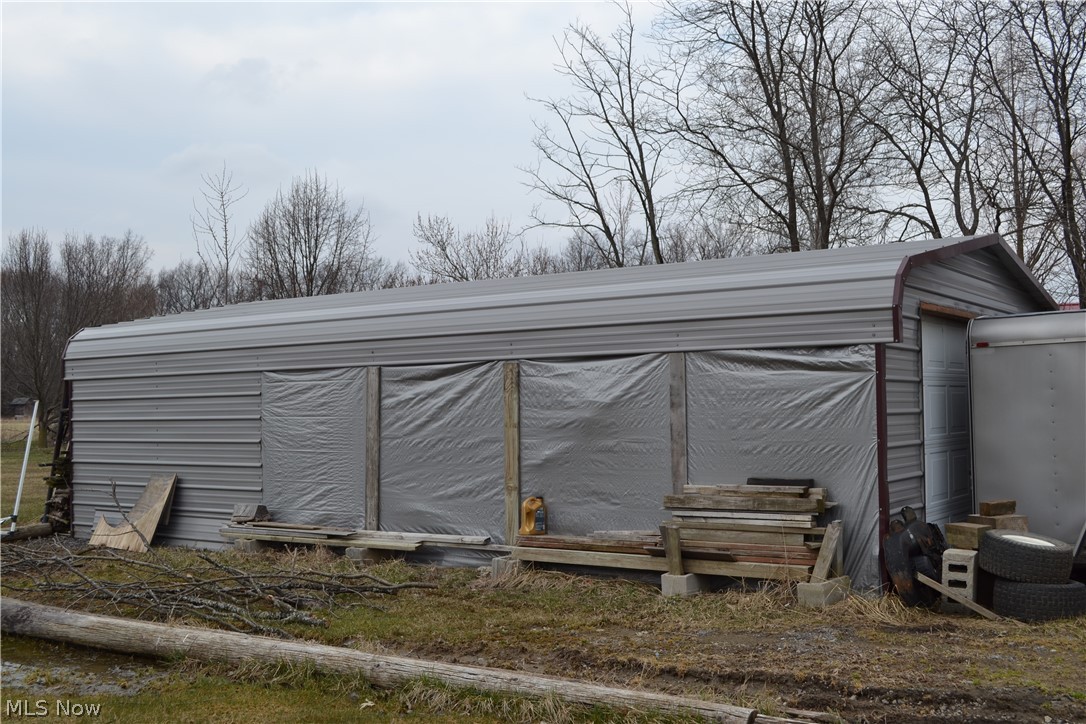 9590 Root Road Columbia Station, OH 44028 - Photo 28 of 31 Carport