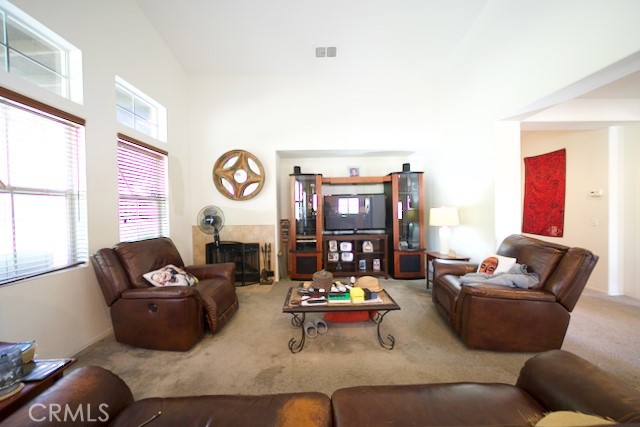 42585 Devant Circle Temecula, CA 92592 - Photo 16 of 47