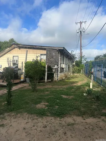 $120,000 | 517 Ave K, Poteet, TX 78065