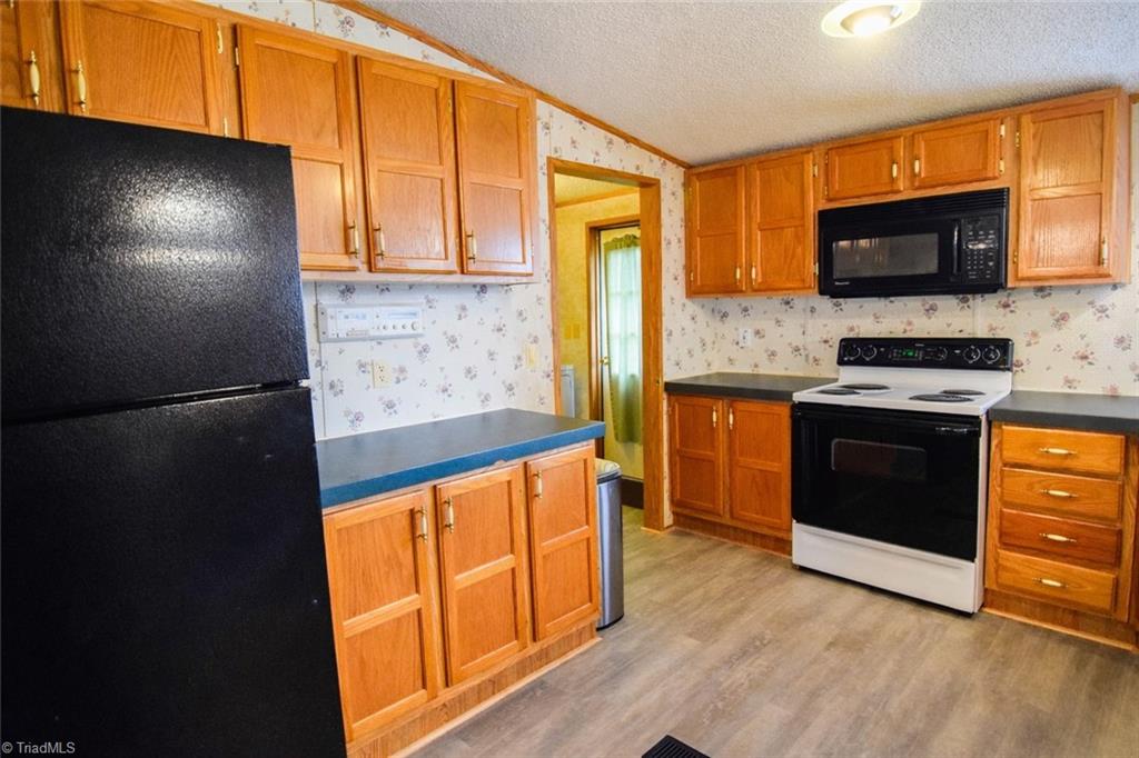 5600 Bunch Road Oak Ridge, NC 27310 - Photo 7 of 30 Kitchen