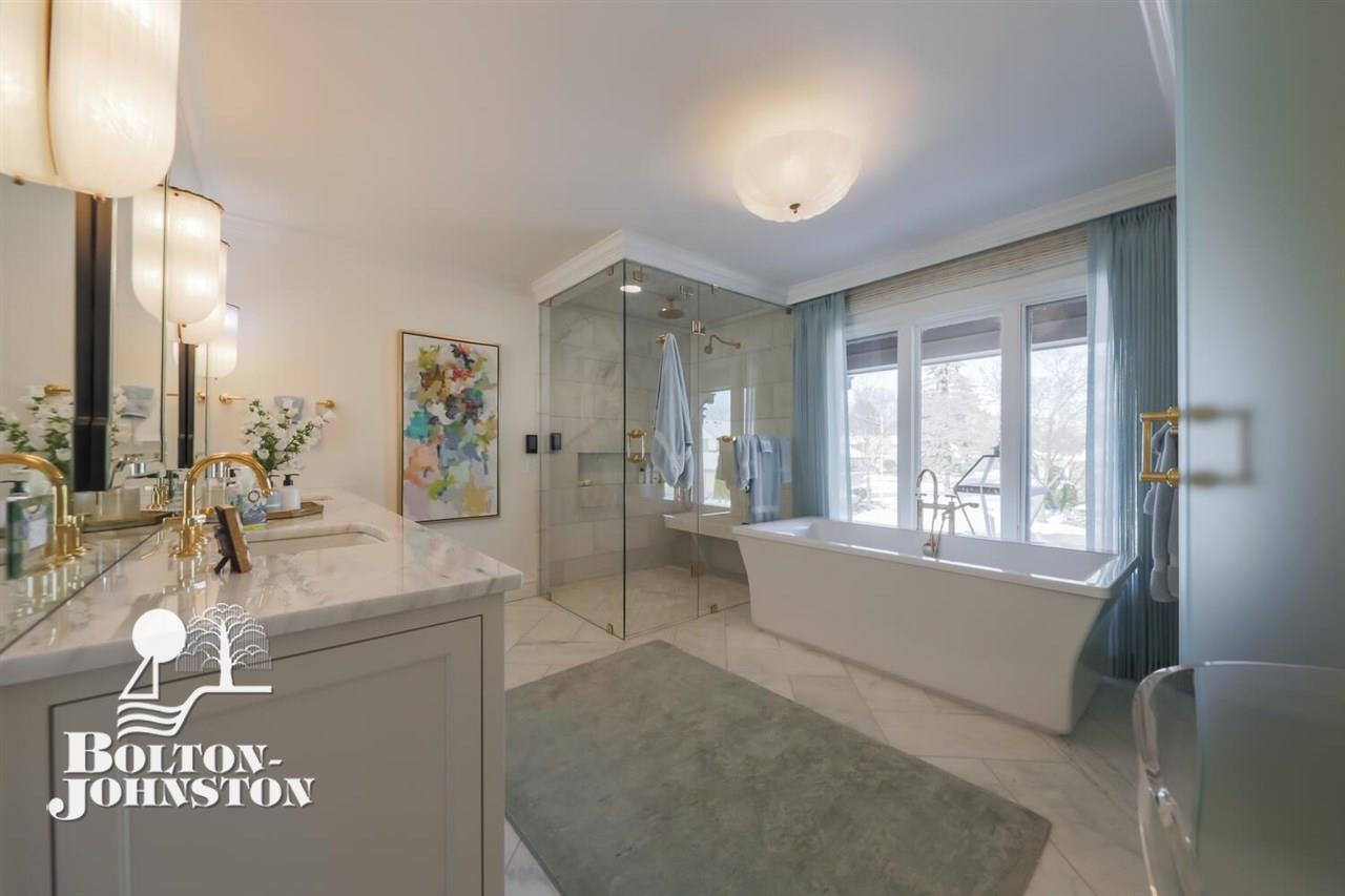 9 Stratton Place Grosse Pointe, MI 48236 - Photo 40 of 68 50063819-39.JPG