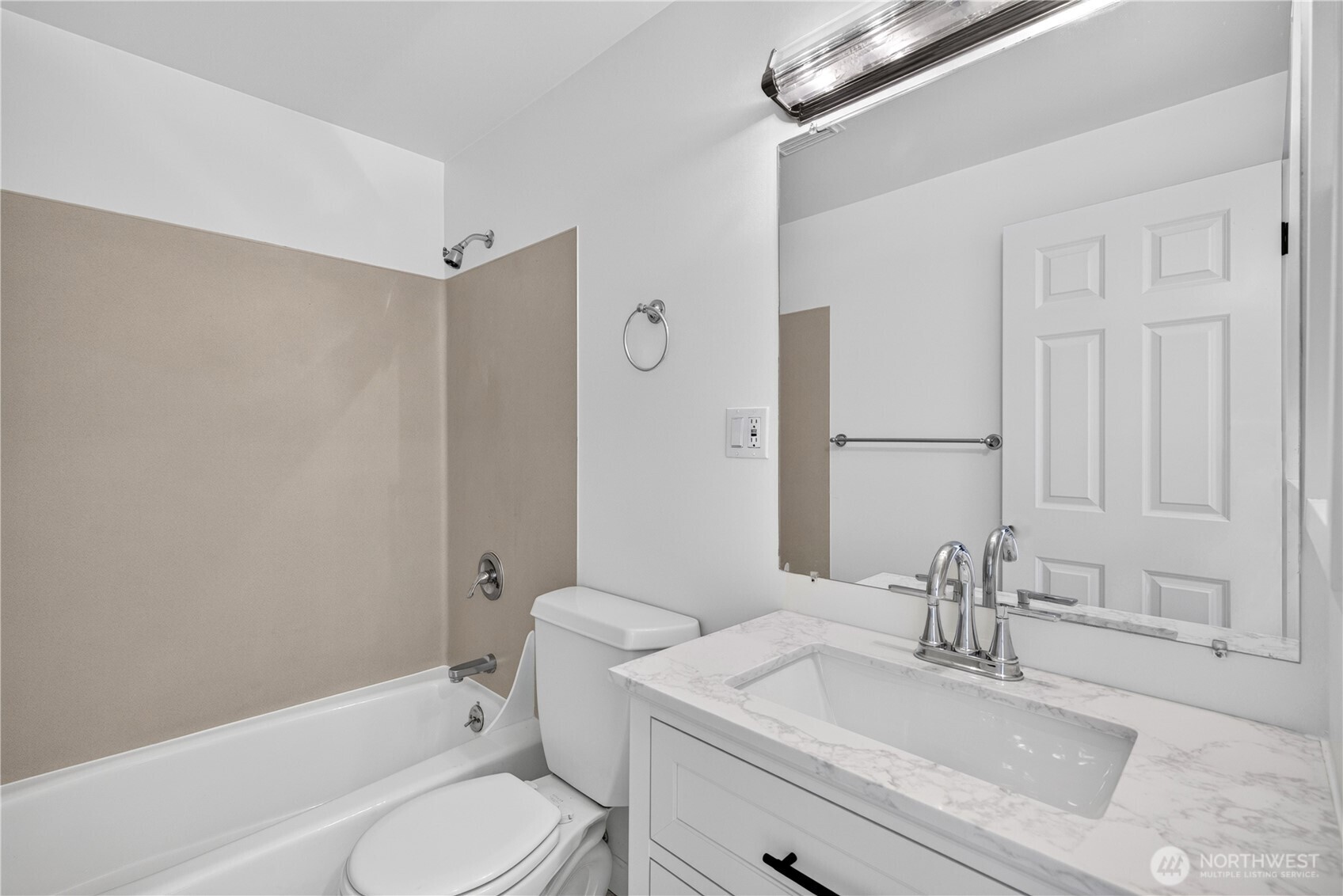 12302 7th Place Southwest Seattle, WA 98146 - Photo 25 of 36