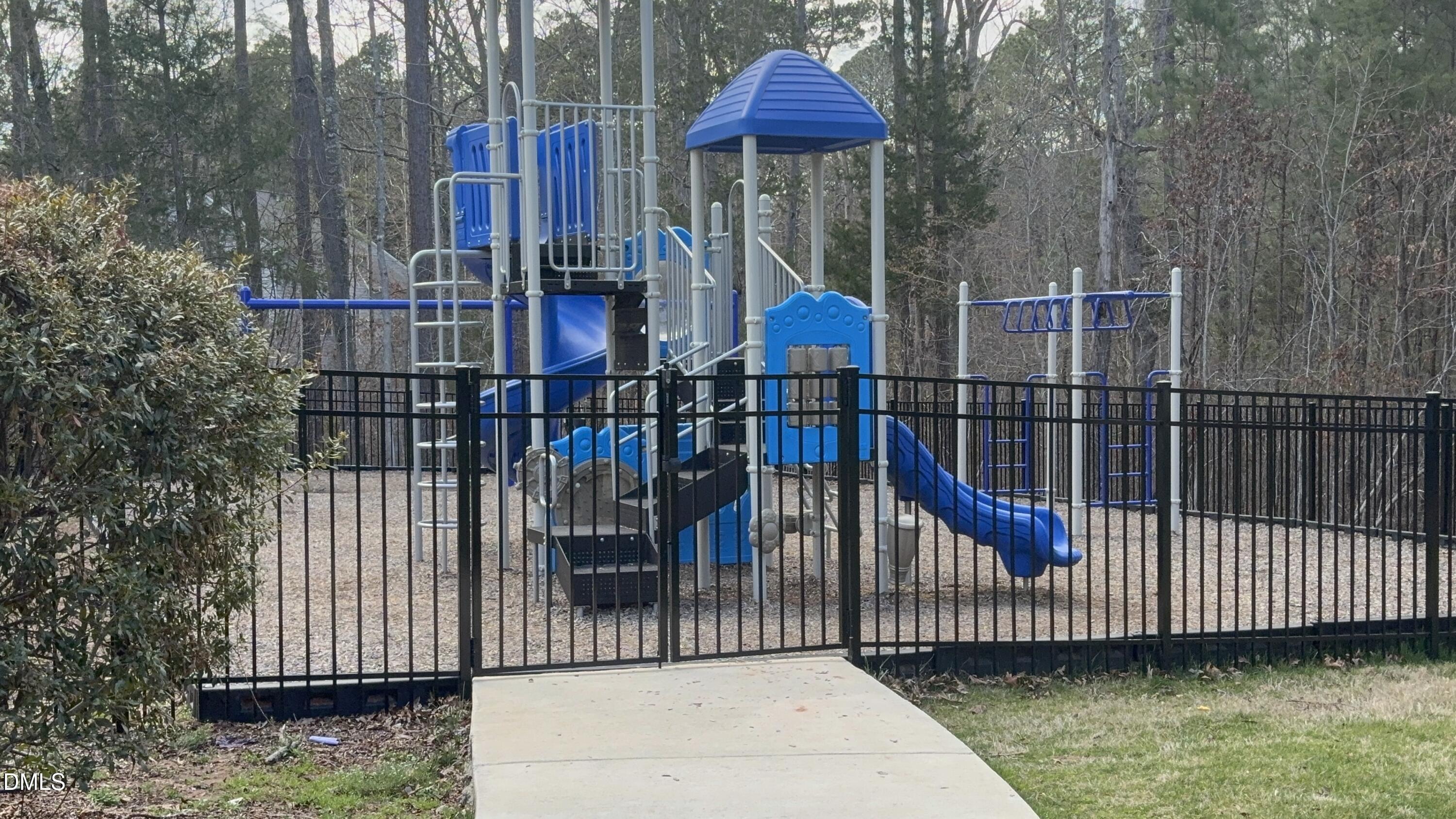 115 Chancellors Ridge Drive Durham, NC 27713 - Photo 44 of 57 ClubPlayground