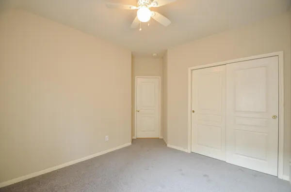 $1,950 | 102 Hollylaurel Drive, The Woodlands, TX 77382