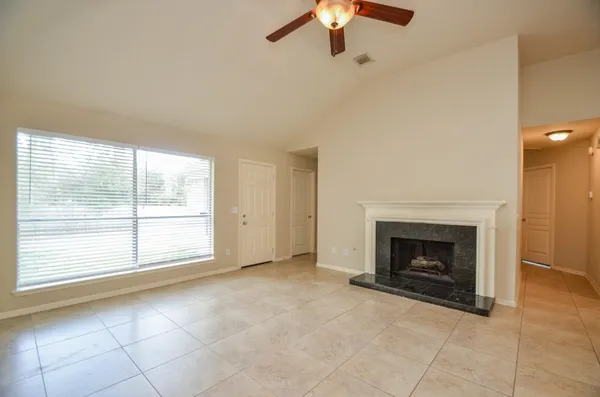 $1,950 | 102 Hollylaurel Drive, The Woodlands, TX 77382