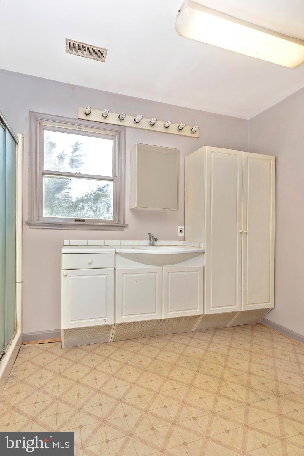 28632 Kemptown Road Damascus, MD 20872 - Photo 33 of 45