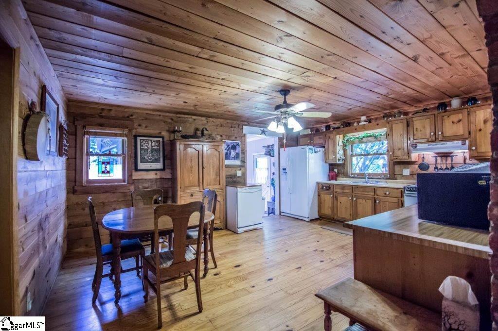947 State Rd S-42-770 Inman, SC 29349 - Photo 6 of 30
