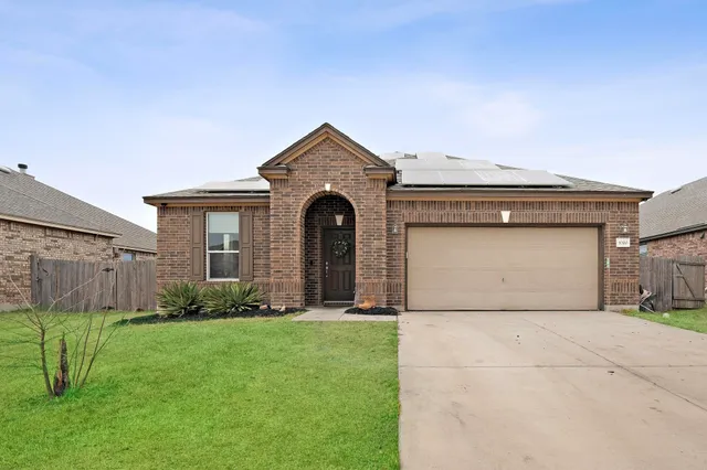 $344,900 | 1020 Estes Park, Taylor, TX 76574
