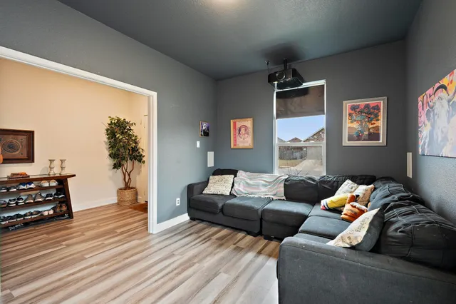 $344,900 | 1020 Estes Park, Taylor, TX 76574