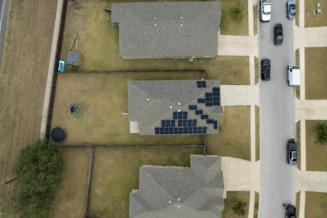 $344,900 | 1020 Estes Park, Taylor, TX 76574