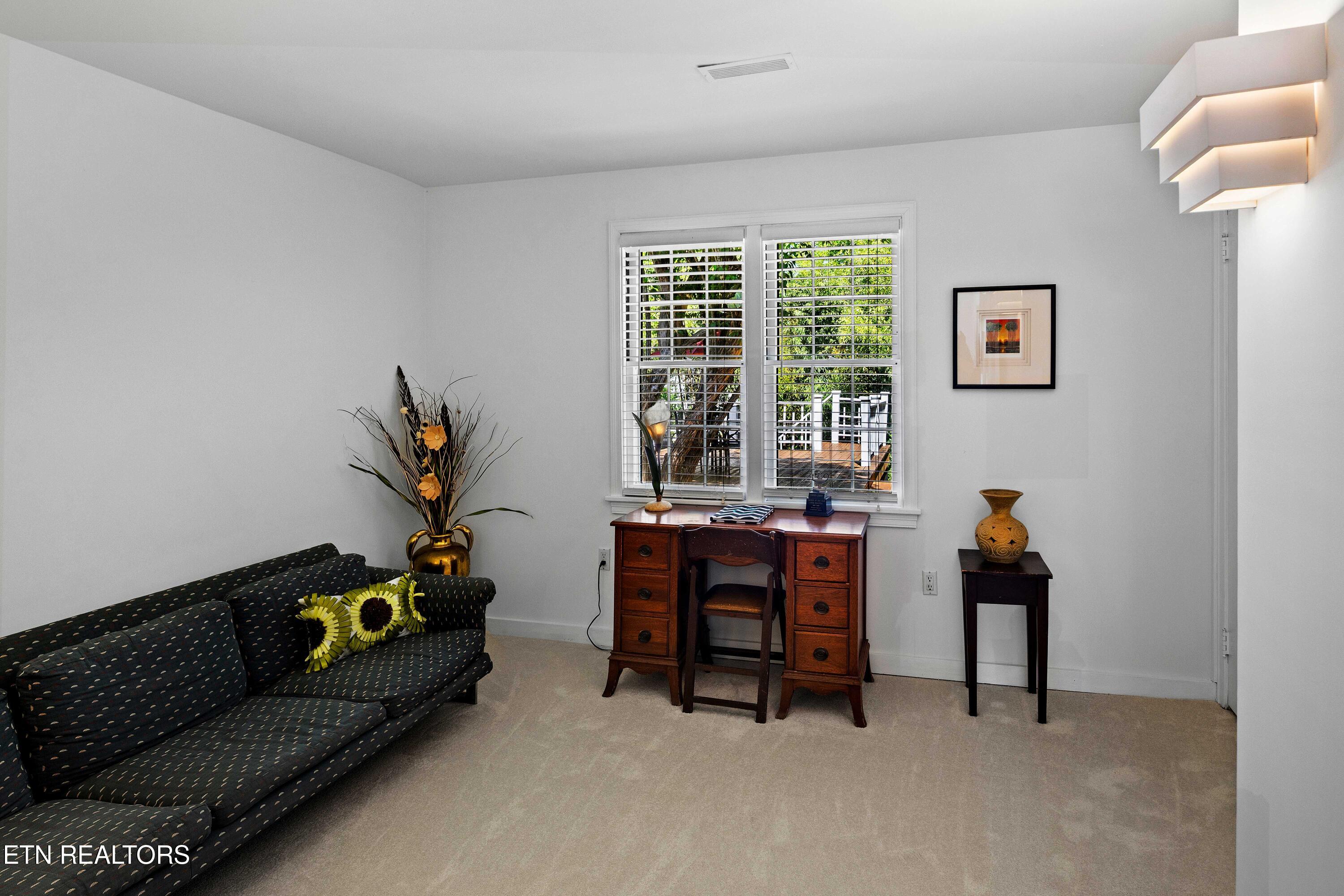 1108 Bluff View Road Southwest Knoxville, TN 37919 - Photo 33 of 45 Bedroom 3
