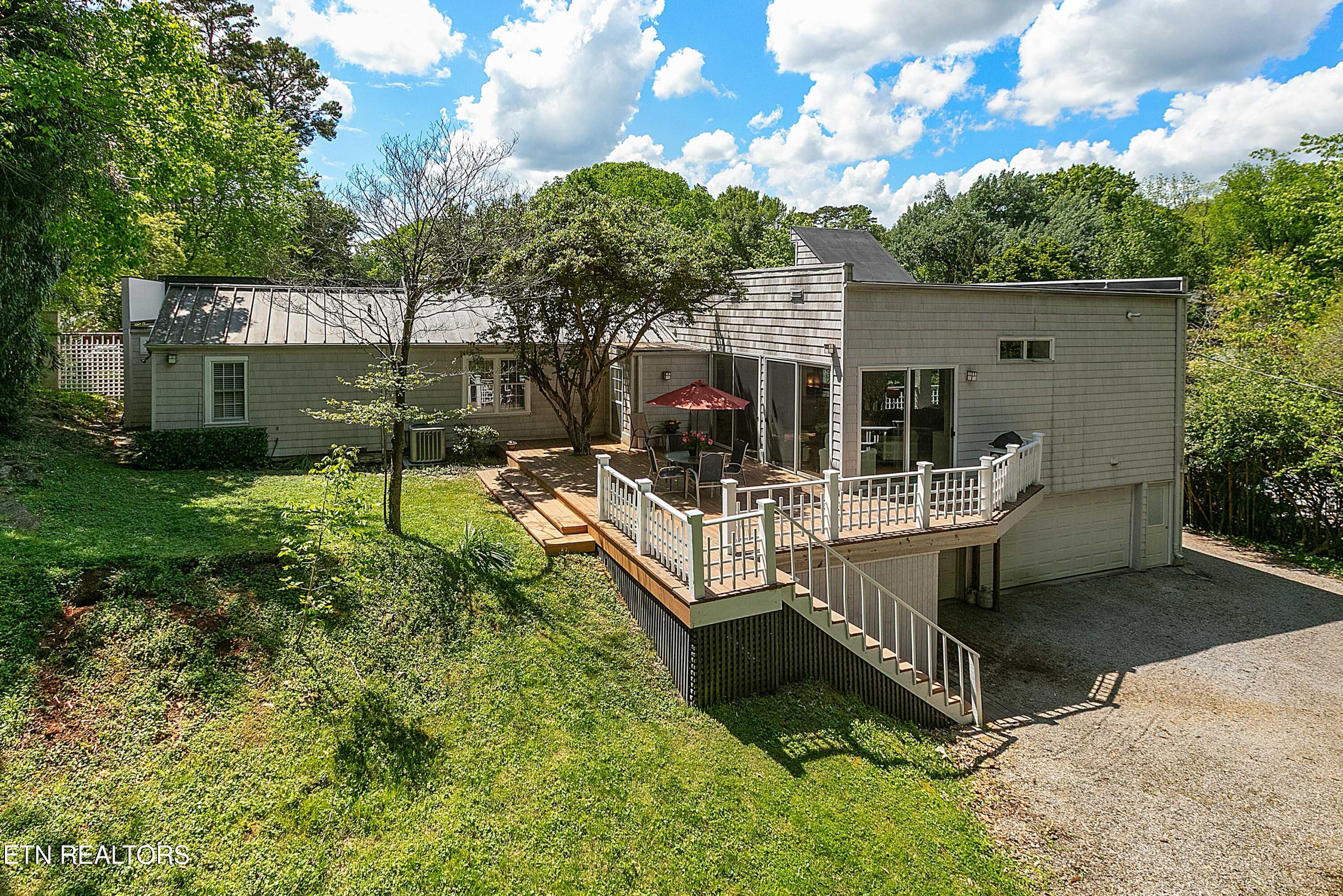 1108 Bluff View Road Southwest Knoxville, TN 37919 - Photo 38 of 45 Rear View