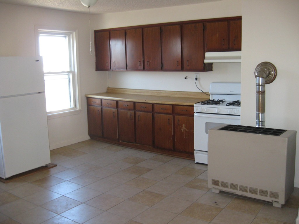 506 Durfee Street Fall River, MA 02720 - Photo 14 of 31 Gallery Image 14